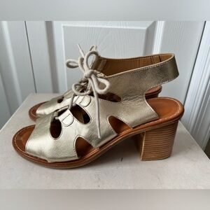 Bella Vita Metallic Heeled Sandals